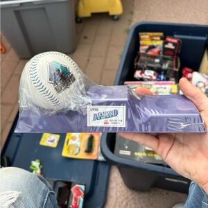 1998 McDonalds Diamond Backs Ball Stand With Ball Vintage Collectible